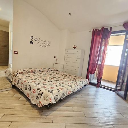Romantico Monolocale Veranda Privata Vista Mare Reggio di Calabria Exterior foto