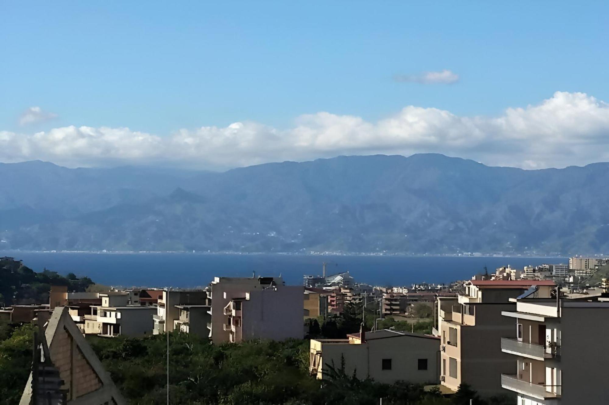 Romantico Monolocale Veranda Privata Vista Mare Reggio di Calabria Exterior foto